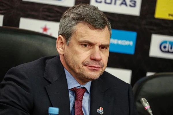 У главного тренера «Ак Барса» обнаружили коронавирус